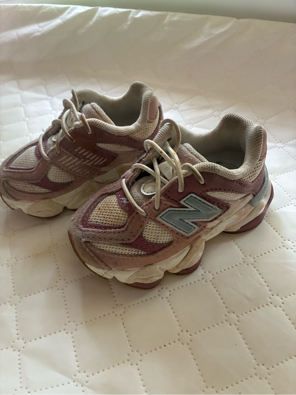 New Balance Kids Pink & Cream Lightweight Sneakers